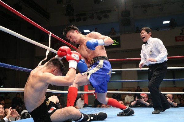 秋山泰幸（ボクシングニュース）