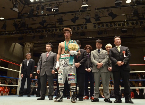 sato1 佐藤洋太引退式(ボクシングニュース)