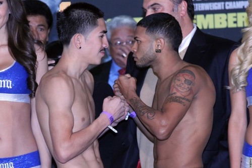 Alamodome 8_01 サンタクルスは初防衛戦(ボクシングニュース)