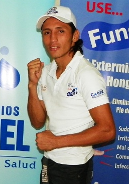 井岡へ挑戦のアルバラードが高地キャンプ（ボクシングニュース）