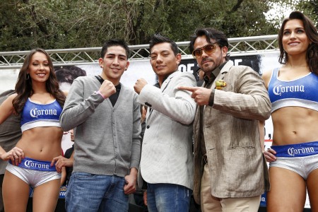 Santa Cruz and Mijares サンタクルスとミハレスも出席(ボクシングニュース)