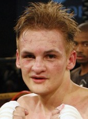 バドラーが正規王者に昇格（ボクシングニュース）