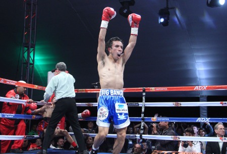 エルナンデスがV4（ボクシングニュース）