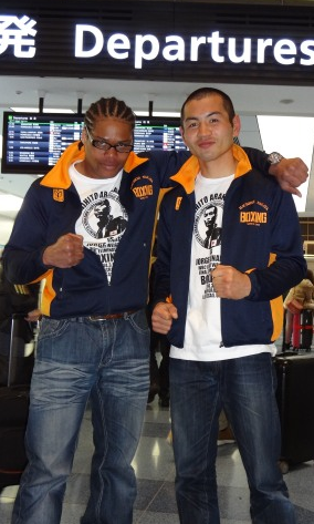 荒川がラスベガスへ出発（ボクシングニュース）