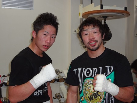 井上拓がプロ2戦目で世界ランカーと対戦（ボクシングニュース）