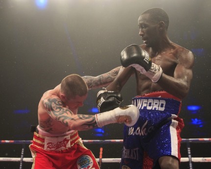 WBO L3_01 クロフォードがバーンズ下して戴冠(ボクシングニュース)