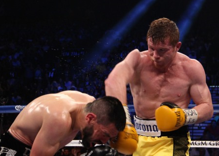 canelo カネロが再起、アングロを10回KO(ボクシングニュース)