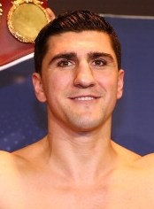 エルナンデスが病気、フックが代理で防衛戦（ボクシングニュース）