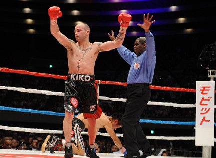 長谷川が7回TKOで敗れる（ボクシングニュース）