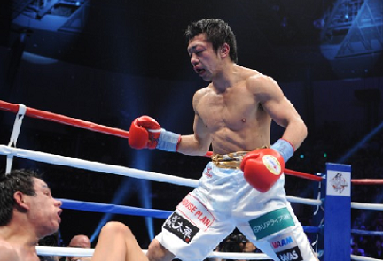 八重樫が9回KOでV3（ボクシングニュース）