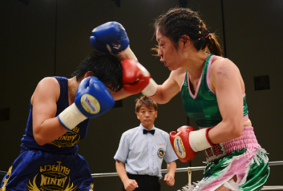 akitaya 秋田屋まさえ1年4ヶ月ぶりの復活勝利(ボクシングニュース)