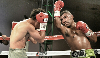 okada 岡田がサギランにKO負け(ボクシングニュース)