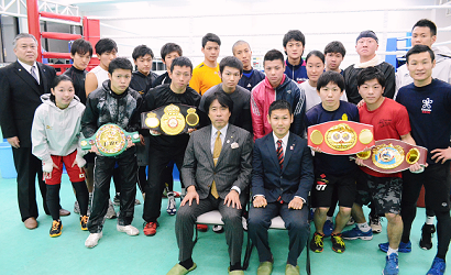 takayama 高山勝成が近大ボクシング部に感謝(ボクシングニュース)