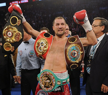 kovalev3 WBCがコバレフにダイヤモンド・ベルト贈呈(ボクシングニュース)