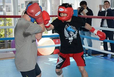 yaegashi 再起戦の八重樫が公開練習(ボクシングニュース)