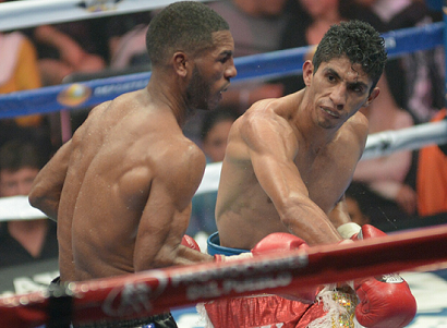 vargaz バルガスがダウン挽回で無敗キープ(ボクシングニュース)