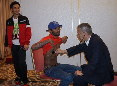 yamanaka 山中慎介とモレノが予備検診(ボクシングニュース)