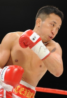 粟生、明日ロスでカムバック戦 – Boxing News（ボクシングニュース）
