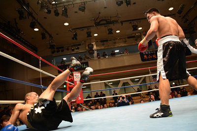 斉藤幸伸丸が2回TKO負け（ボクシングニュース）