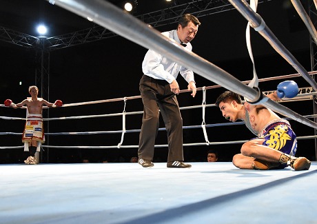 天海ツナミが凱旋防衛　1位挑戦者を8回TKO　鹿児島で43年ぶりの世界タイトルマッチ