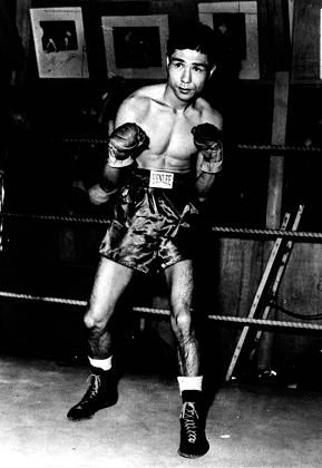 名勝負プレイバック 白井義男が日本初の世界王者 歴史的な5月19日は ボクシングの日 Boxing News ボクシングニュース
