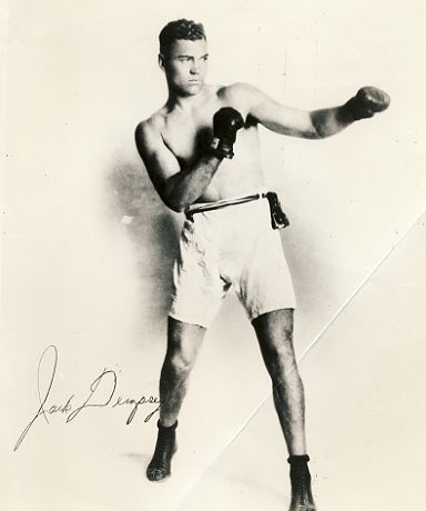 ボクシング今日は何の日 ザ ロングカウント 1927 9 22 デンプシーvs タニーで歴史的事件発生 Boxing News ボクシングニュース