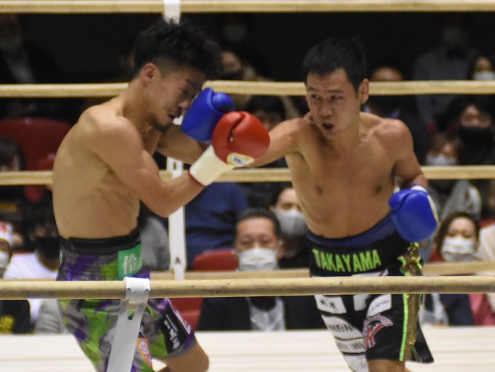 高山勝成が4年ぶり復帰戦勝利 難敵の小西下す Wba L フライ級スーパー王者の京口に照準 Boxing News ボクシングニュース