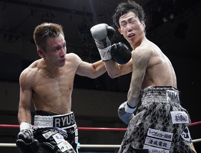 川浦龍生がWBO-AP王座V2 白石聖に10回3-0判定勝ち – Boxing News